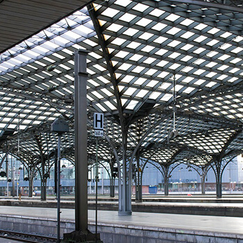 Wykorzystanie GIS w zarządzaniu odpadami: baza danych punktów selektywnej zbiórki na Litwie